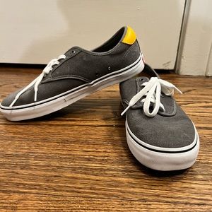 VANS Ultracush Sneakers